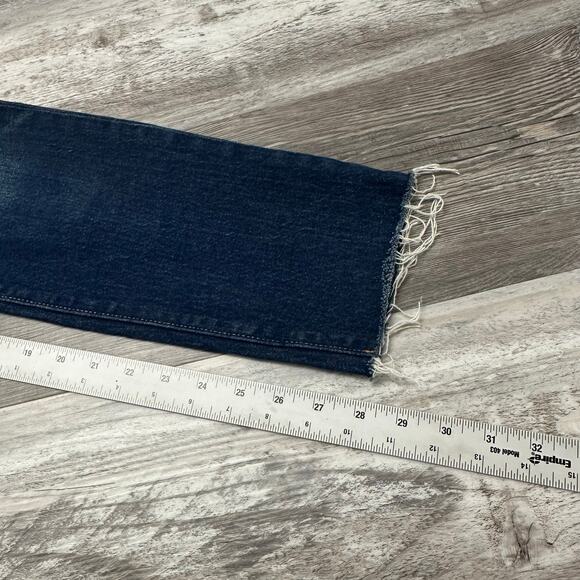 Levis 501 Faded Blue Womens 25x28 Button Fly Frayed Hem Straight Jeans Red Tab - Picture 8 of 13